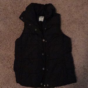 Old Navy Puffer Vest